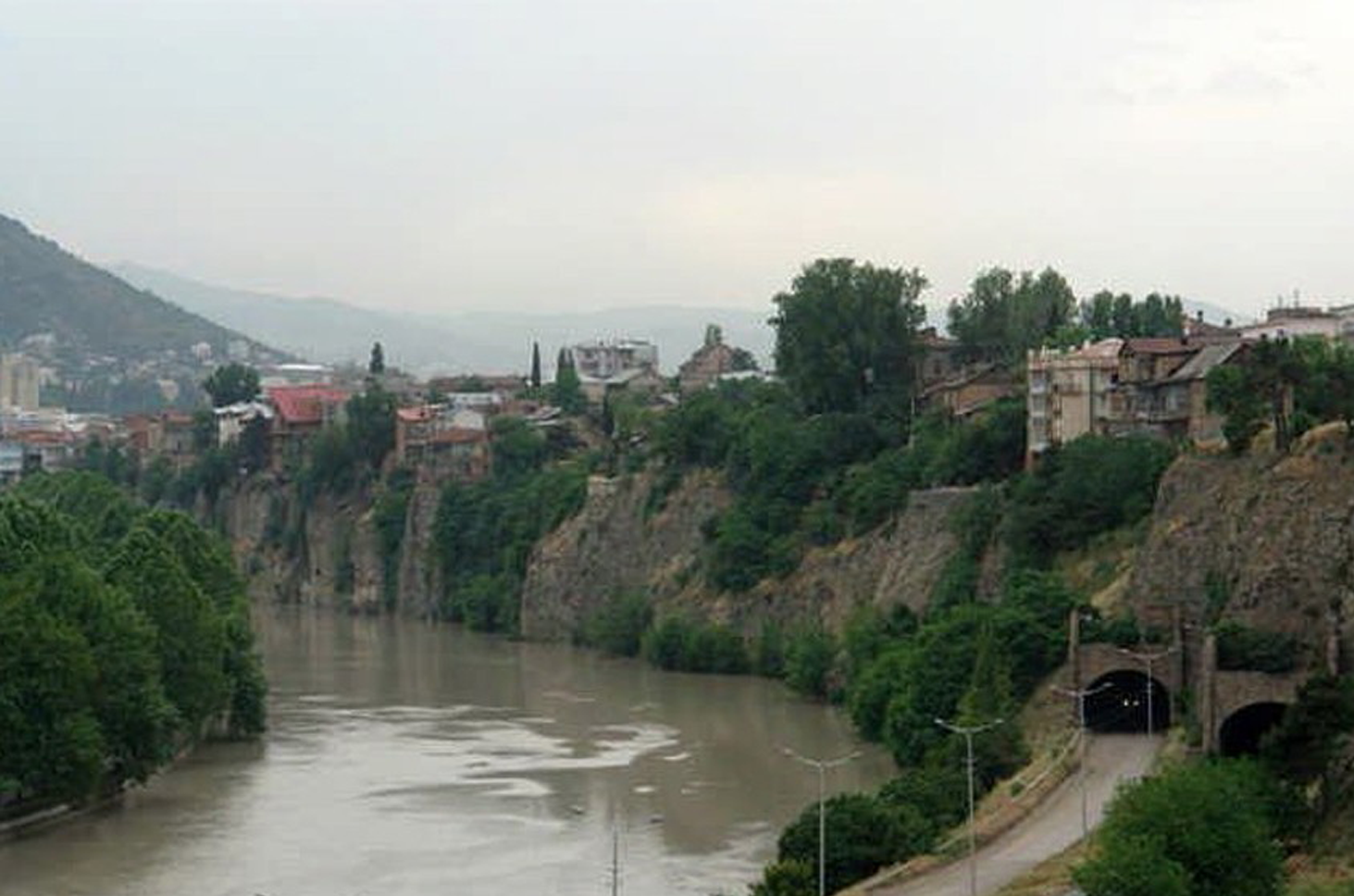 Tibilisi_site photo_river